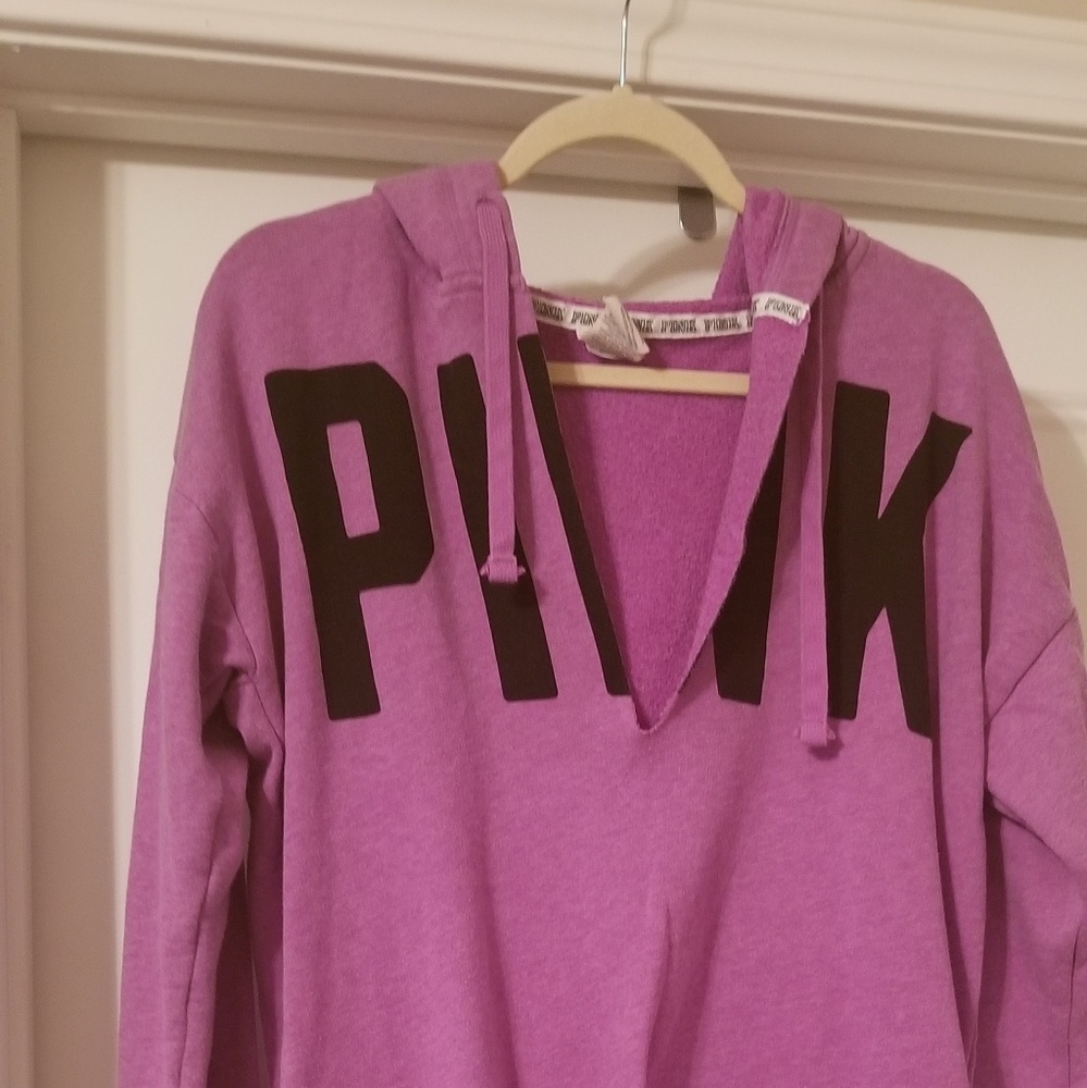 Hooded sweatshirt